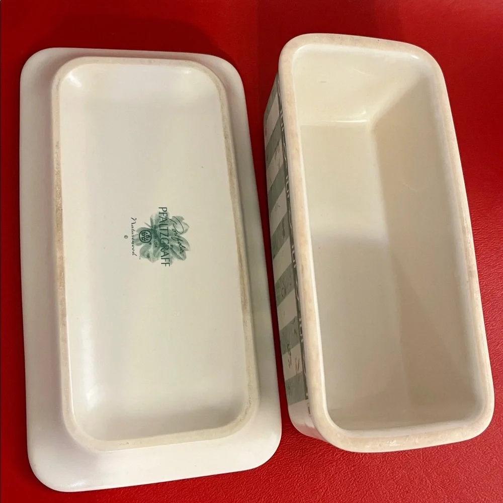 Pfaltzgraff Portfolio Naturewood 1/4 lb. Lidded Butter Dish Castle 7”L3.73”W 2”H